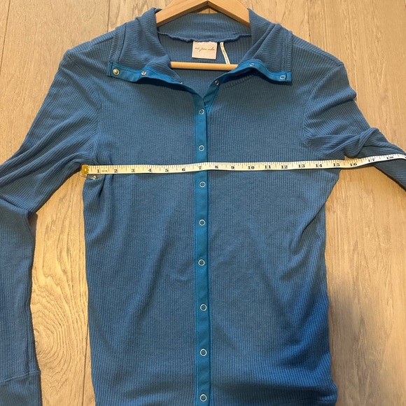 Urban Outfitters Out From Under Cardigan, Size Medium - Picture 9 of 9